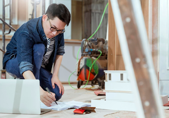 Paid 50% Deposit and the Contractor Disappeared? 2025’s New Renovation Scam Tactics and 3 Ways to Check Your Contractor’s Background